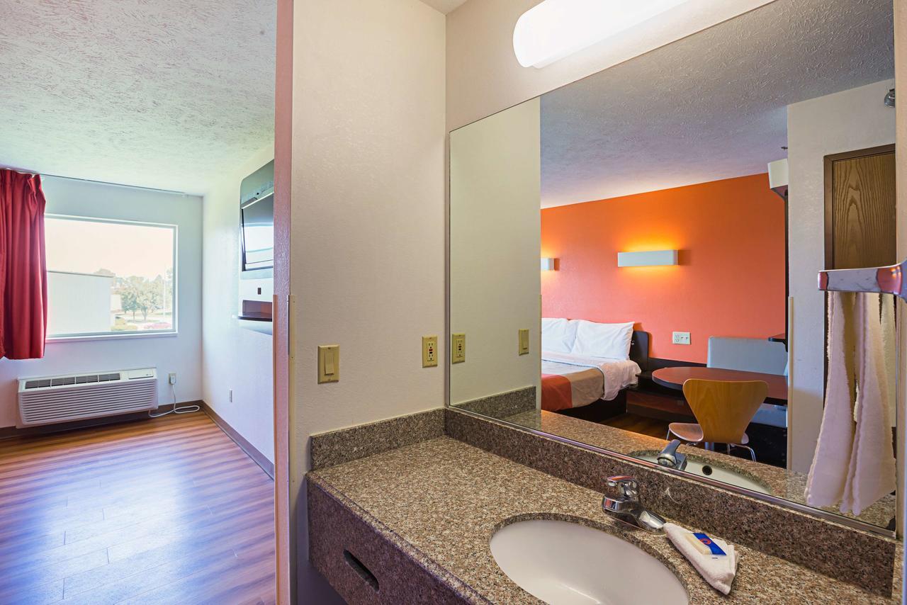Motel 6 Omaha - Iat West Exteriér fotografie
